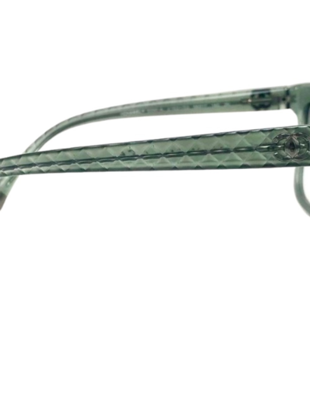 CHANEL Soft Green Cat-Eye Sunglasses with Green Gradient Lenses - Picture 3 of 11